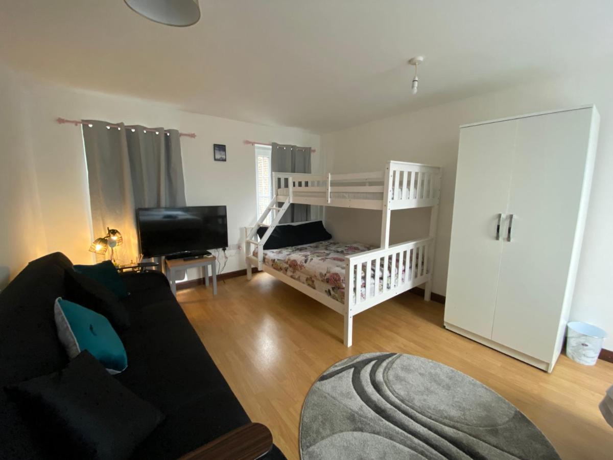 Ferienwohnung Cozy 1 Bed/Sleep 3/ London Exterior foto